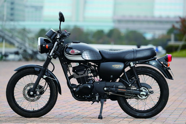 Kawasaki W175 giá thấp nhất 60 triệu đồng  chạm đáy mới tại Việt Nam