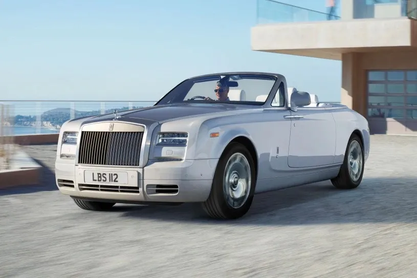 Giá xe Rolls Royce Phantom Drophead 2023  Đánh giá Thông số kỹ thuật  Hình ảnh Tin tức  Autofun