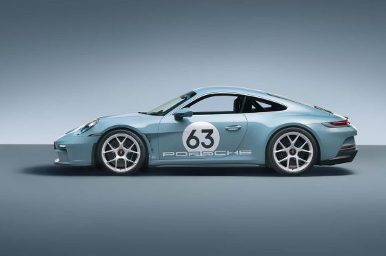 Porsche 911 S/T ra mắt, đánh dấu 60 năm huyền thoại 911