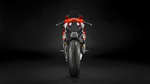Ducati ra mắt siêu phẩm dành cho trường đua Panigale V4 SP - CafeAuto.Vn
