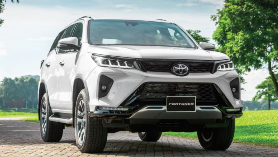 Toyota Fortuner 2.8AT 4X4 2022