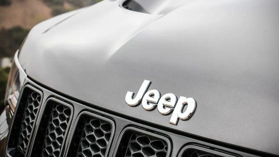 Jeep Grand Cherokee SRT Public Ngoại thất 006