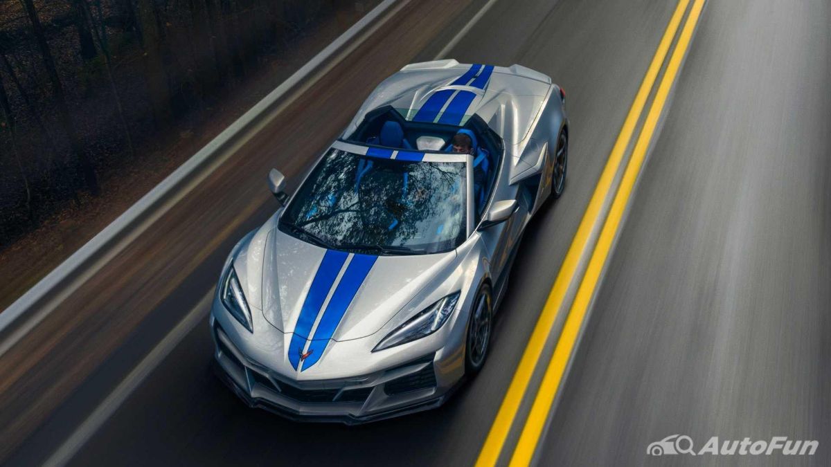 Chevrolet ra mắt Corrvette E-Ray với động cơ hybrid mạnh 655 mã lực, giá từ 2,4 tỷ đồng 01