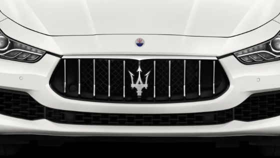 Maserati Ghibli Public Ngoại thất 005