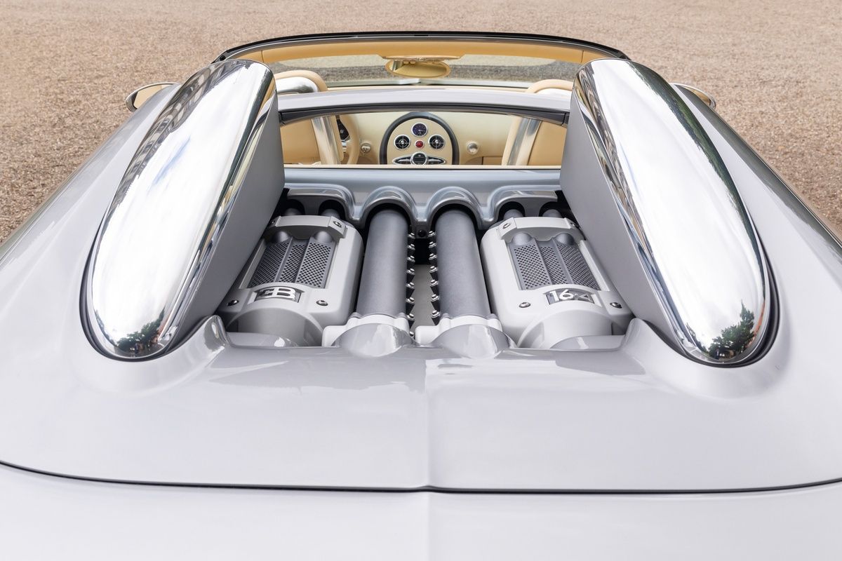 Bugatti Veyron 16.4 Grand Sport Ngoại thất 003