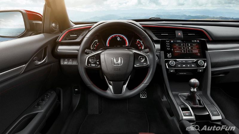 5 lý do khiến Honda Civic trở thành mẫu xe đáng trải nghiệm nhất phân khúc? 03