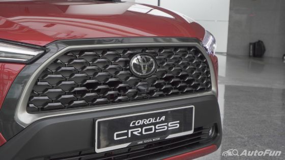 2021 Toyota Corolla Cross 1.8V Ngoại thất 004
