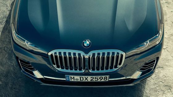 BMW X7 Public Ngoại thất 007