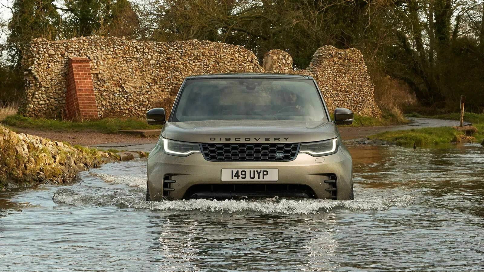 Land Rover Discovery Public Ngoại thất 004