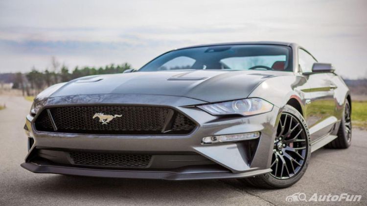Khả năng tiết kiệm nhiên liệu đáng kinh ngạc của Ford Mustang 2021