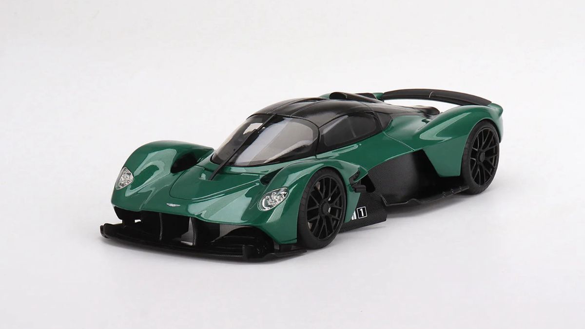 Aston Martin Valkyrie Green