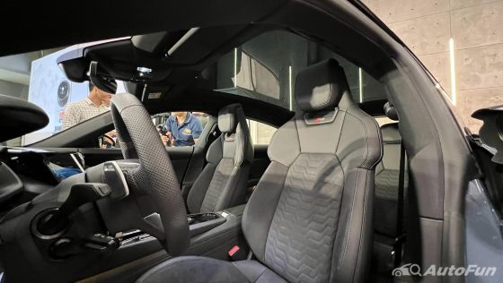 Audi e-tron GT quattro RS 2023 Nội thất 008