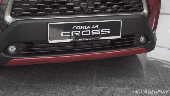 2021 Toyota Corolla Cross 1.8V Ngoại thất 008
