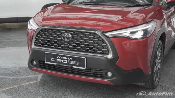 2021 Toyota Corolla Cross 1.8V Ngoại thất 003
