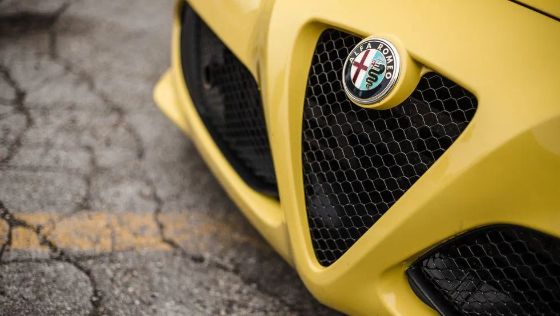 Alfa Romeo 4C Public Ngoại thất 019