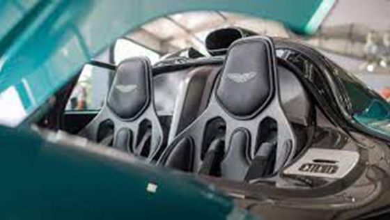 Aston Martin Valkyrie Spider 2023 Nội thất 002