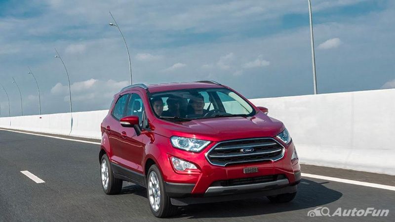 So sánh mức tiêu hao nhiên liệu của xe Ford EcoSport trong phân khúc B-SUV đô thị 03