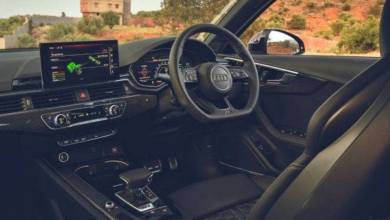 Audi RS4 Public Nội thất 005