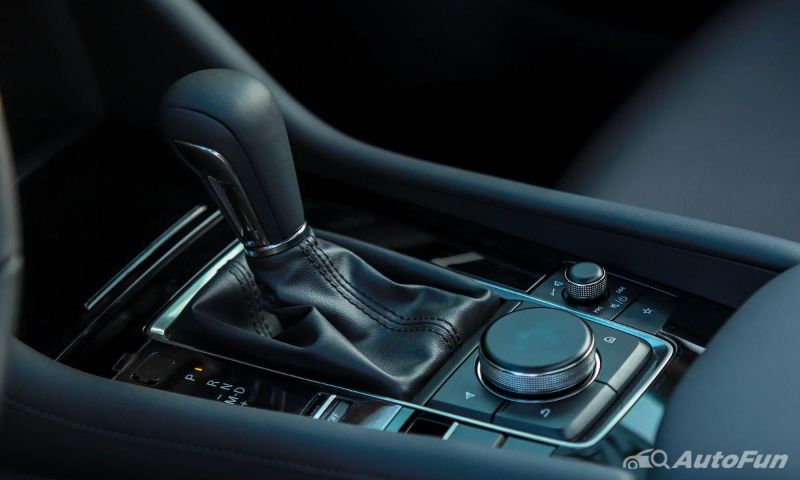 Mazda 3: Giật mình với chi phí bảo dưỡng và vận hành của mẫu xe