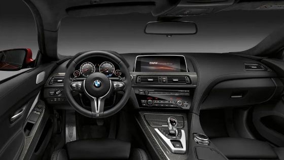BMW M6 Public Nội thất 001